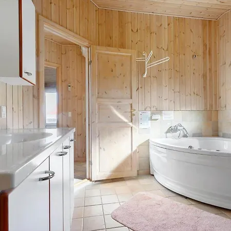 84266-knebel-toplaerkevej-1 度假居